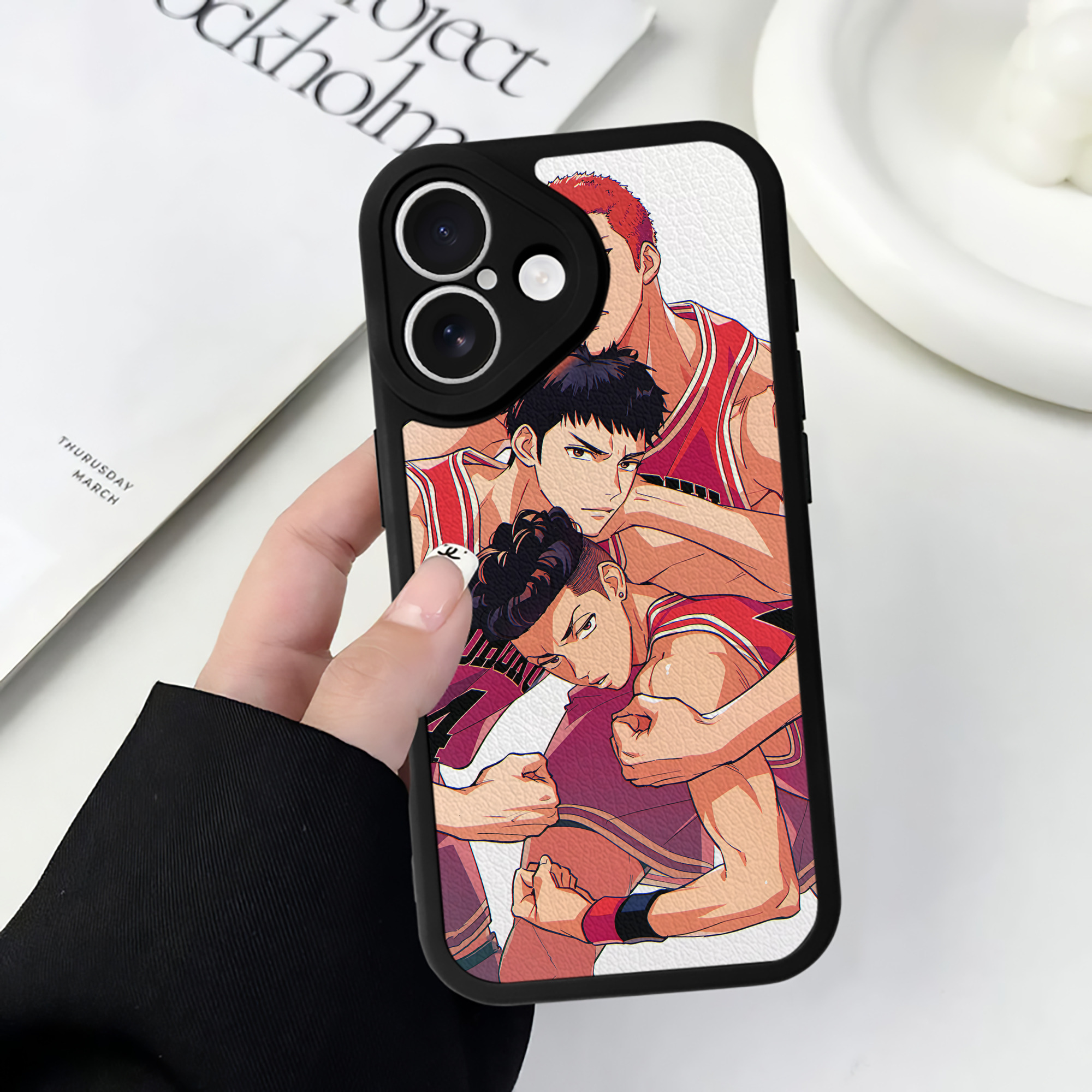 （画像用） SLAM DUNK／スラムダンク 【iPhone 16シリーズ対応】シリコンスマホケース（レザー調） 材質：シリコン